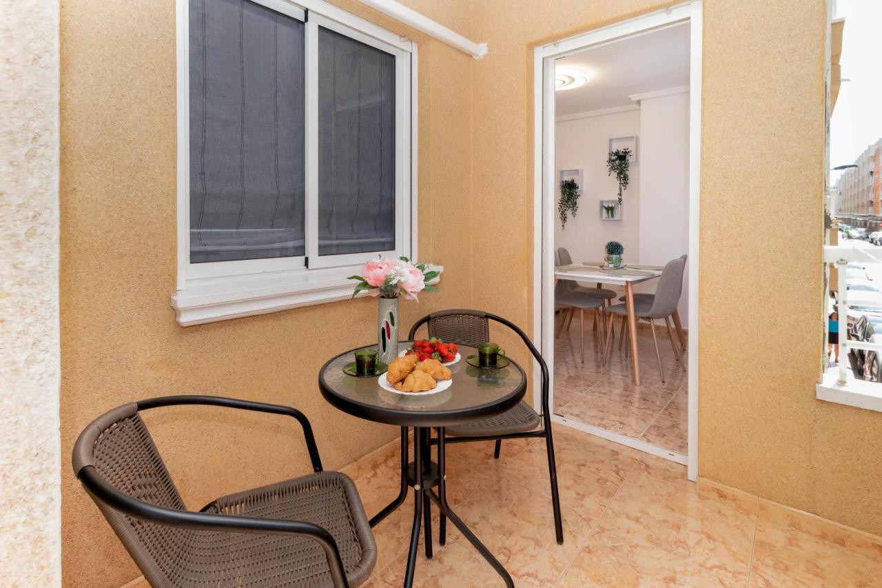 Piso En El Centro Daire Torrevieja Dış mekan fotoğraf
