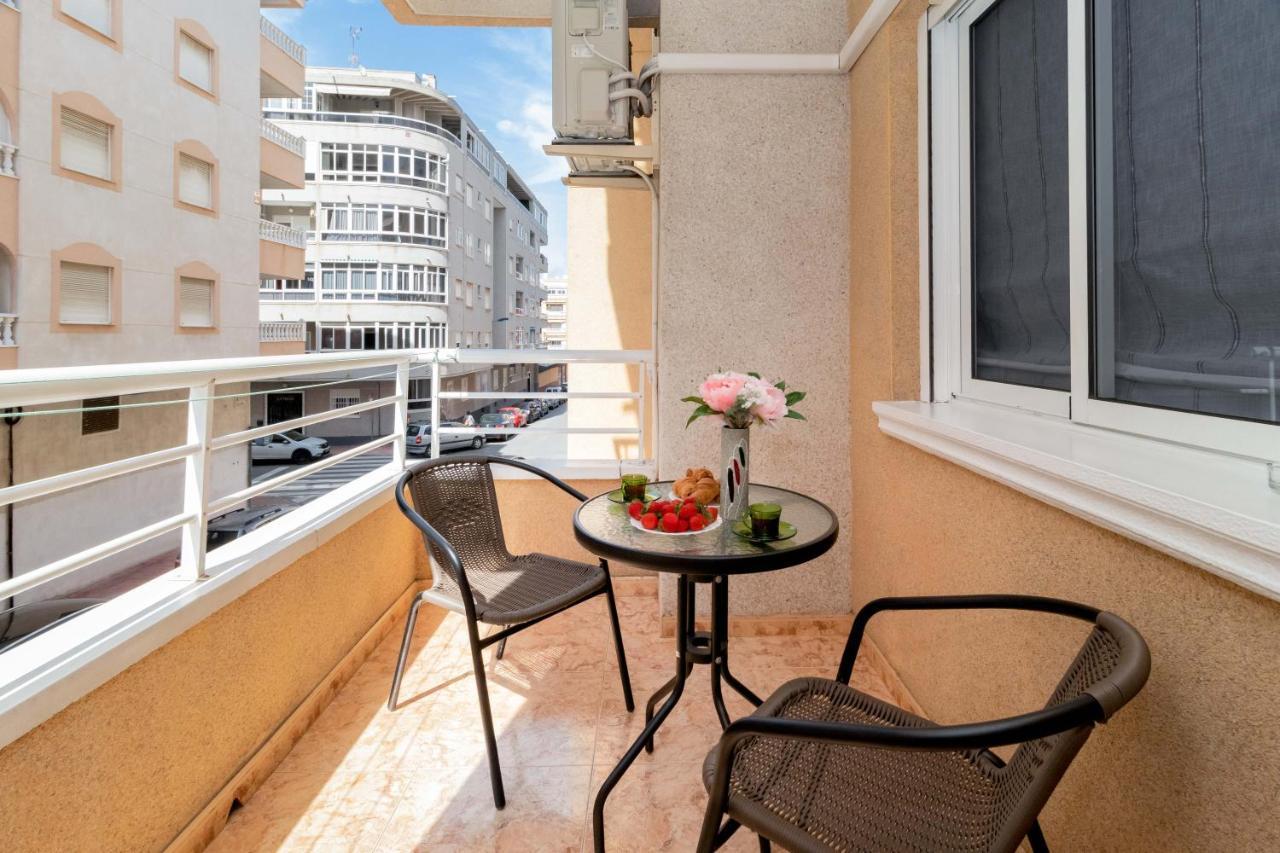 Piso En El Centro Daire Torrevieja Dış mekan fotoğraf